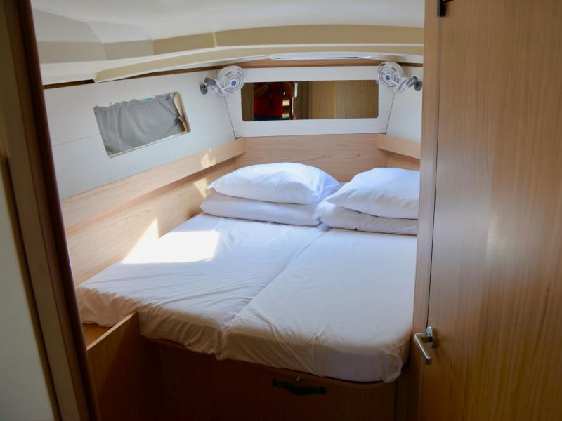 Book yachts online - sailboat - Oceanis 41.1 - Honey - rent