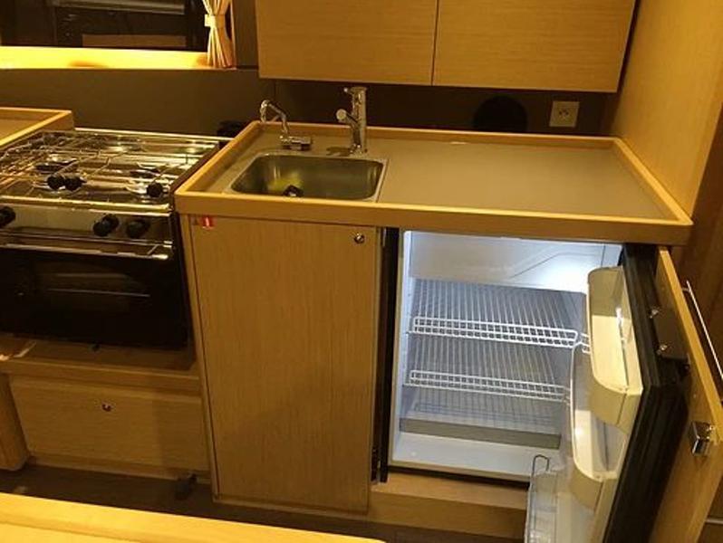 Book yachts online - sailboat - Oceanis 38 - Felina - rent