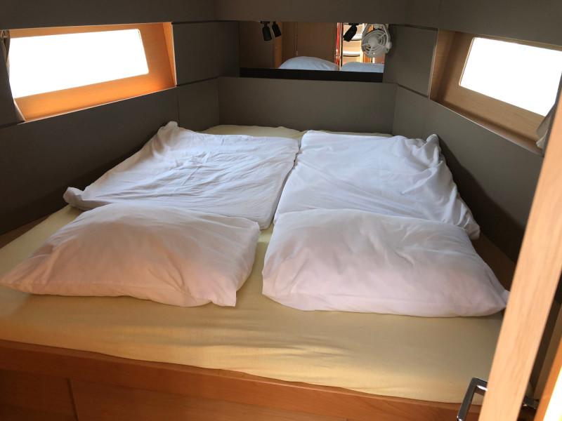 Book yachts online - sailboat - Oceanis 38.1 - Fany - rent