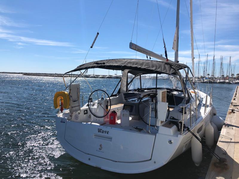 Book yachts online - sailboat - Oceanis 41.1 - Wave - rent