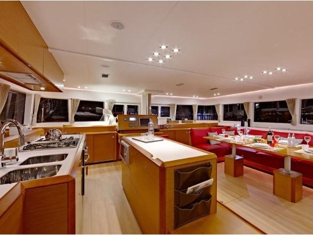 Book yachts online - catamaran - Lagoon 620 - SW 62 - rent