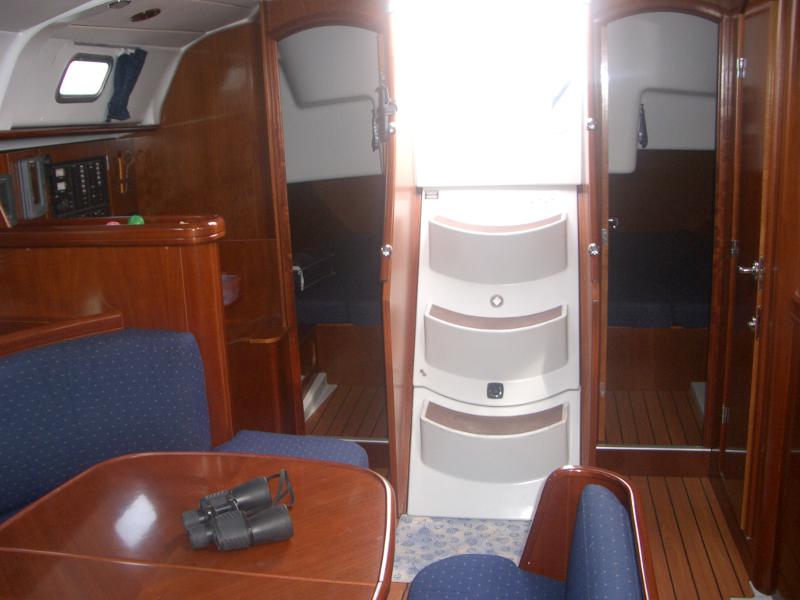 Book yachts online - sailboat - Oceanis 411 - Merak - rent