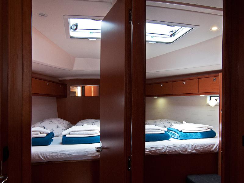 Book yachts online - sailboat - Bavaria Cruiser 46 - Diamond Kiss - rent