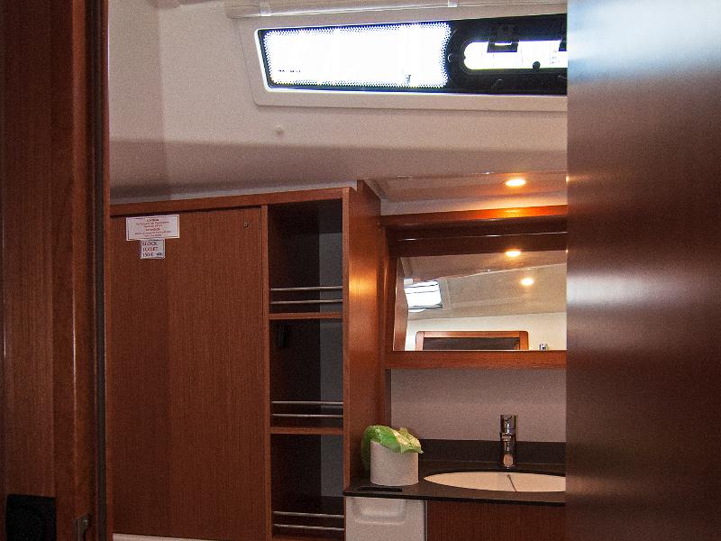 Book yachts online - sailboat - Bavaria Cruiser 51 - Adria Ivana - rent