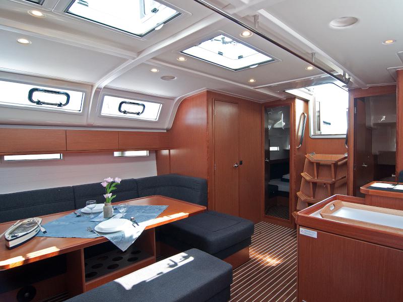 Book yachts online - sailboat - Bavaria Cruiser 51 - Adria Star - rent