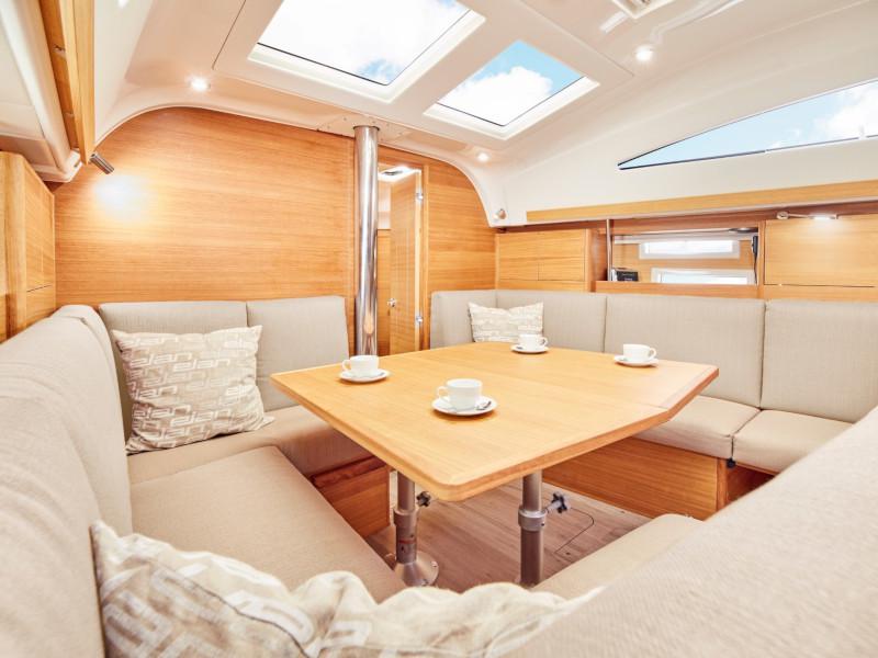 Book yachts online - sailboat - Elan 40.1 - Tamikaya - rent
