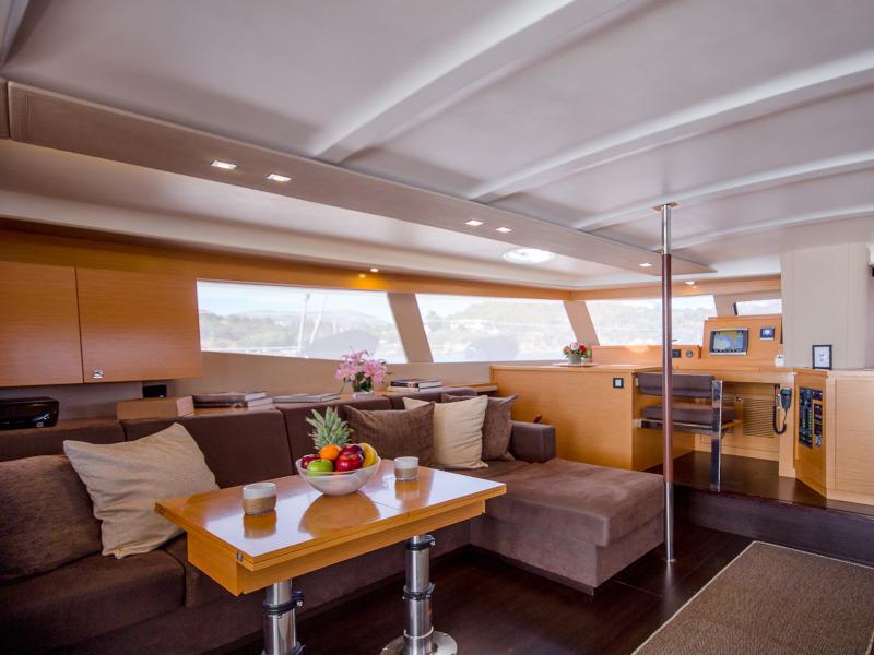 Book yachts online - catamaran - Sanya 57 - 5 cabi version - Highjinks II - rent
