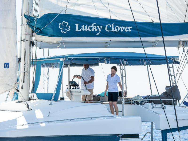 Book yachts online - catamaran - Lagoon 52 - 6 cabin verison - Lucky clover - rent
