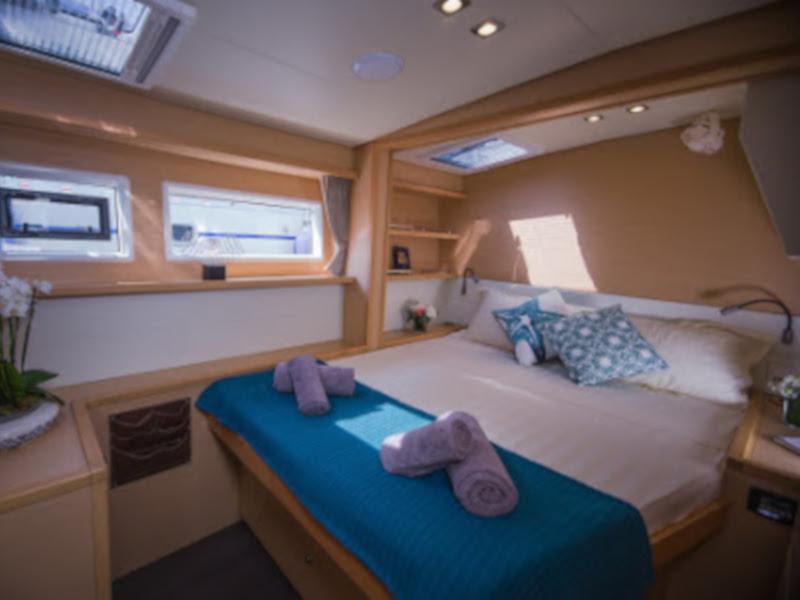 Book yachts online - catamaran - Lagoon 52 - 6 cabin verison - Lucky clover - rent