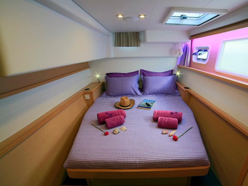 Book yachts online - catamaran - Lagoon 450 S - Daniela II - rent