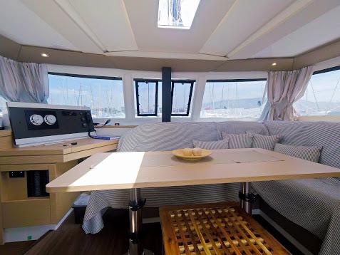 Book yachts online - catamaran - Lucia 40 - Sea Energy IV - rent