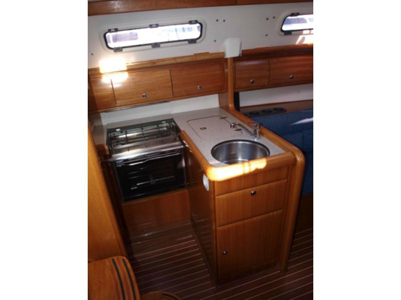 Book yachts online - sailboat - Bavaria 32 - Sea Star - rent