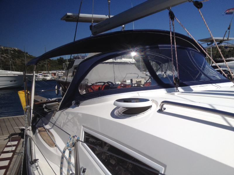 Book yachts online - sailboat - Elan 344 Impression - Sea Bird - rent