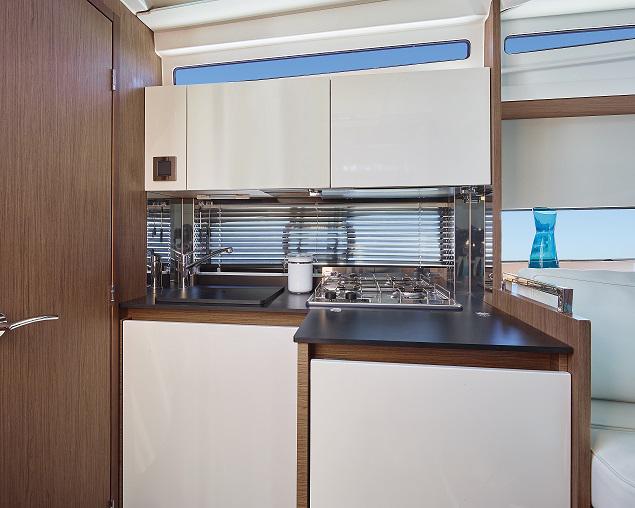 Book yachts online - motorboat - Jeanneau Leader 30 - Jeanneau Leader 30 (2018) - rent