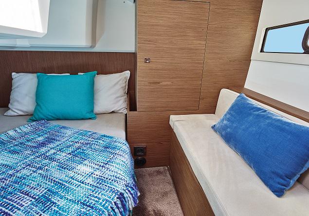 Book yachts online - motorboat - Jeanneau Leader 30 - Jeanneau Leader 30 (2018) - rent