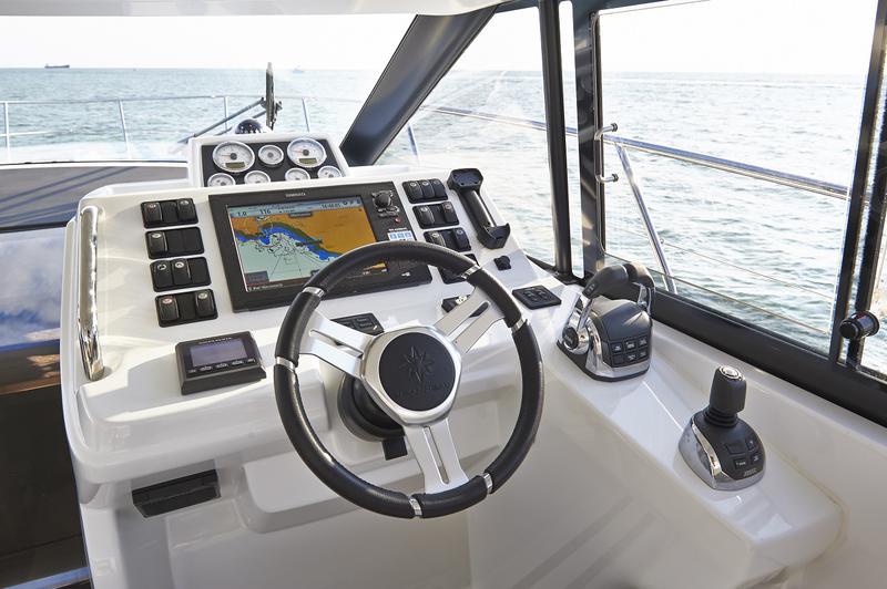 Book yachts online - motorboat - Jeanneau Leader 40 - Jeanneau Leader 40 (2019) - rent