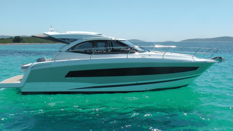 Book yachts online - motorboat - Jeanneau Leader 36 - Jeanneau Leader 36 ('17) - rent