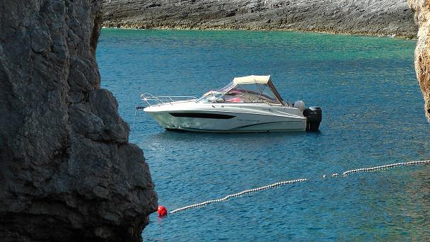 Book yachts online - motorboat - Jeanneau Cap Camarat 7.5 DC - Jeanneau Cap Camarat 7.5 DC - rent