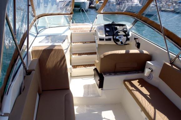 Book yachts online - motorboat - Jeanneau Cap Camarat 7.5 DC - Jeanneau Cap Camarat 7.5 DC - rent