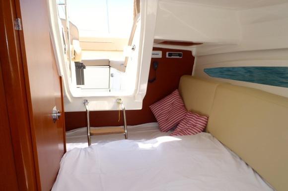 Book yachts online - motorboat - Jeanneau Cap Camarat 7.5 DC - Jeanneau Cap Camarat 7.5 DC - rent