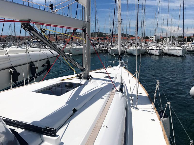 Book yachts online - sailboat - Sun Odyssey 419 - Bowie - rent