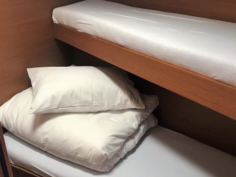 Book yachts online - sailboat - Sun Odyssey 449 - Hallyday - rent