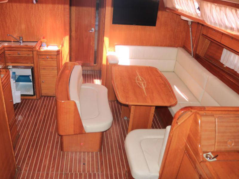 Book yachts online - sailboat - Bavaria 46 Cruiser Veritas edition - veseo - rent