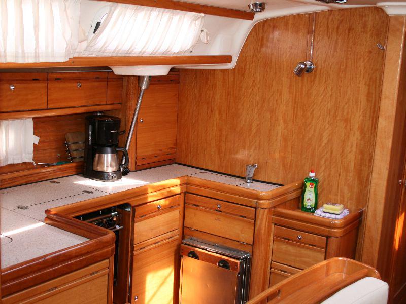 Book yachts online - sailboat - Bavaria 46 Cruiser Veritas edition - allegro - rent