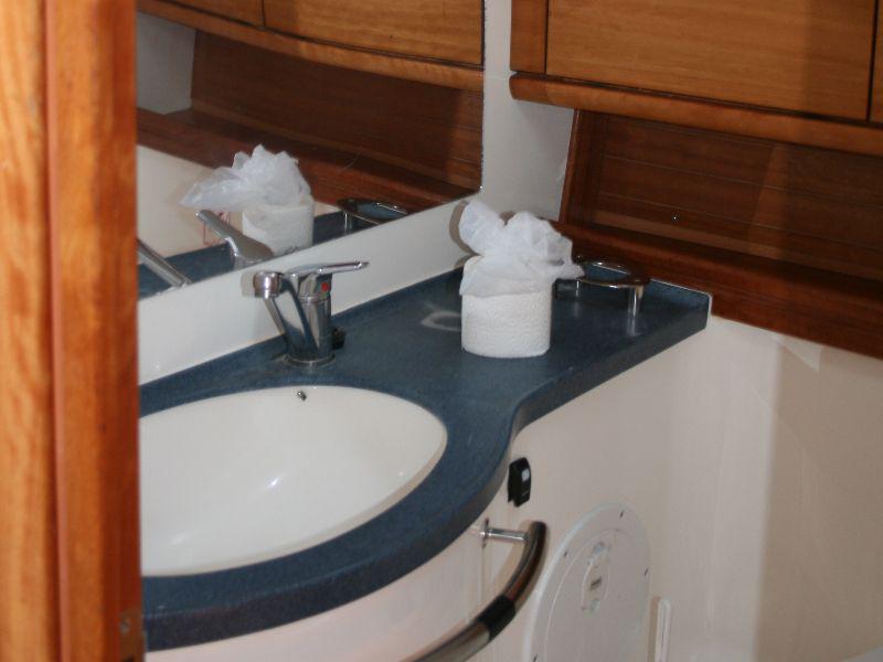 Book yachts online - sailboat - Bavaria 46 Cruiser Veritas edition - allegro - rent