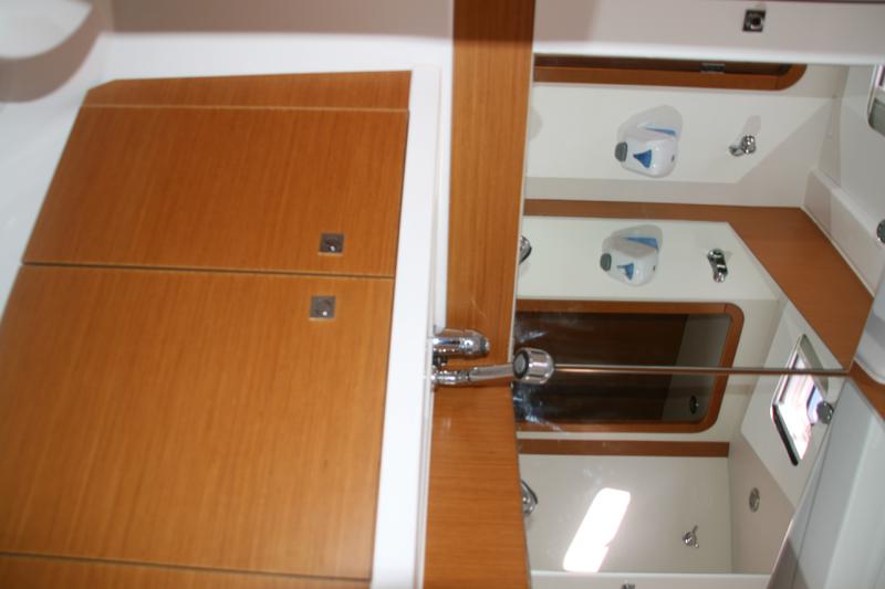 Book yachts online - sailboat - Jeanneau 53 (4cab) - Trinity - rent