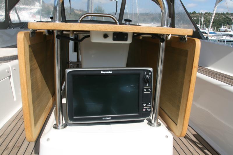 Book yachts online - sailboat - Jeanneau 53 (4cab) - Trinity - rent
