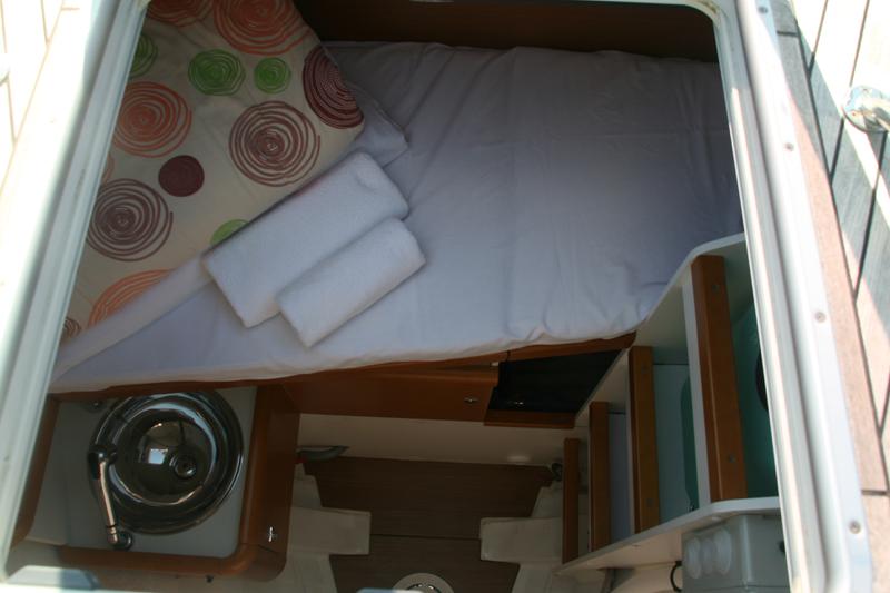 Book yachts online - sailboat - Jeanneau 53 (4cab) - Trinity - rent