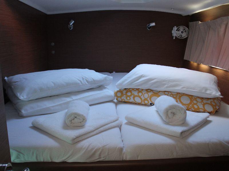 Book yachts online - catamaran - Lagoon 380 - daiquiri - rent