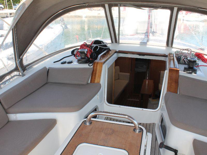 Book yachts online - sailboat - Sun Odyssey 42DS - Calameka - rent