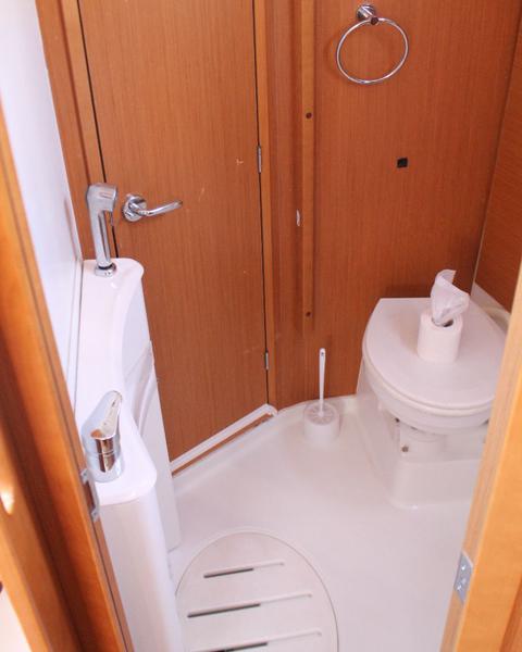 Book yachts online - sailboat - Sun Odyssey 42DS - Calameka - rent