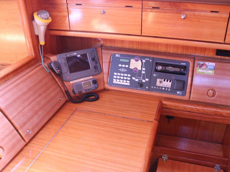 Book yachts online - sailboat - Bavaria 46 Cruiser Veritas edition - mirna - rent