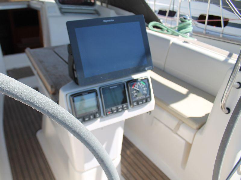 Book yachts online - sailboat - Bavaria 46 Cruiser Veritas edition - mirna - rent
