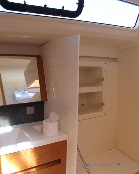 Book yachts online - sailboat - Hanse 418 - Laysan - rent