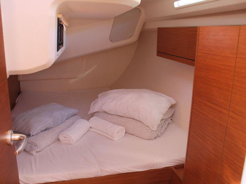 Book yachts online - sailboat - Hanse 418 - Laysan - rent