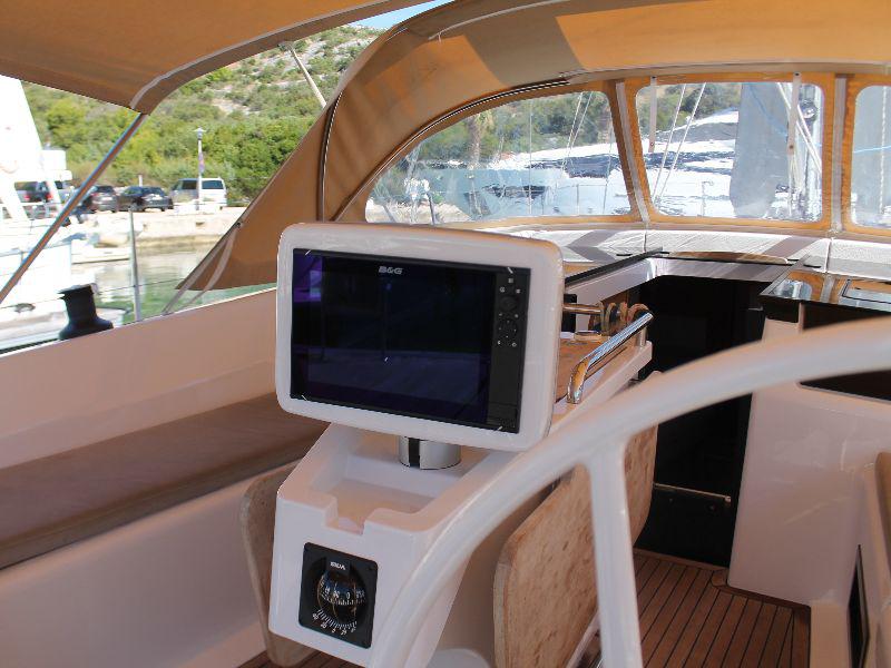 Book yachts online - sailboat - Hanse 418 - Laysan - rent