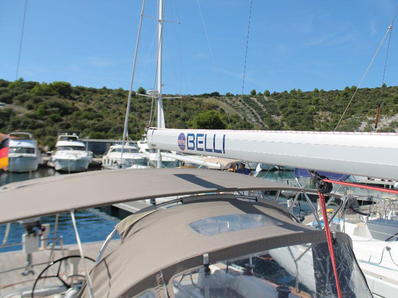 Book yachts online - sailboat - Sun Odyssey 379 (2cab) - b'elli - rent