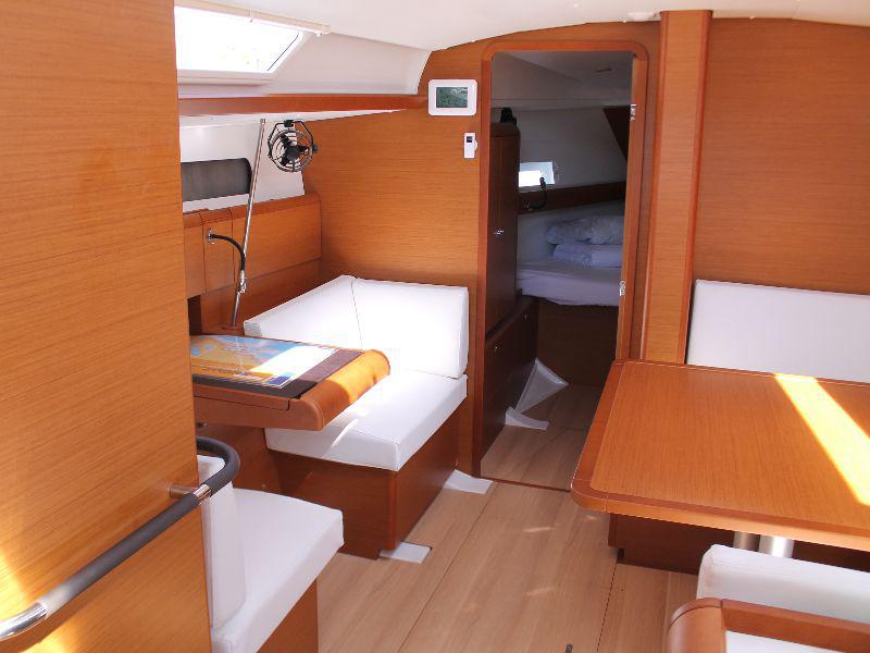 Book yachts online - sailboat - Sun Odyssey 419 - mango tango - rent