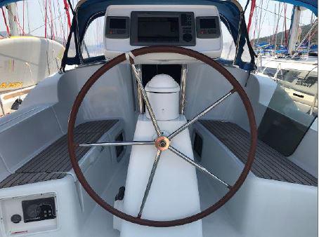 Book yachts online - sailboat - Sun Odyssey 36i - Mia - rent