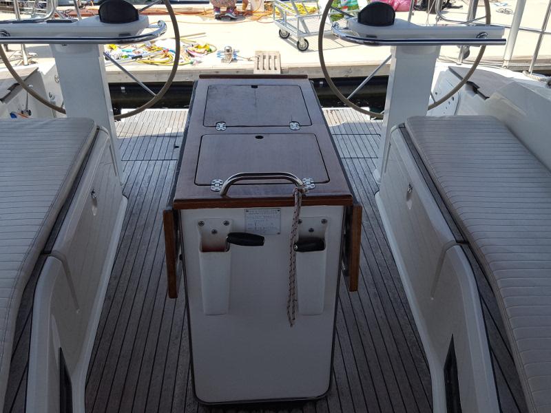 Book yachts online - sailboat - Bavaria 45 Cruiser - Kristina of Sweden - rent