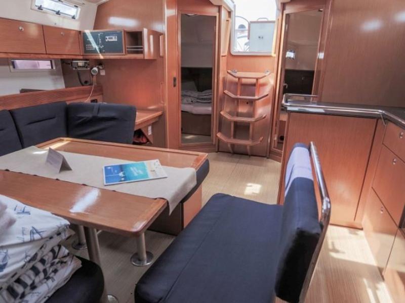 Book yachts online - sailboat - Bavaria 45 Cruiser - Kristina of Sweden - rent