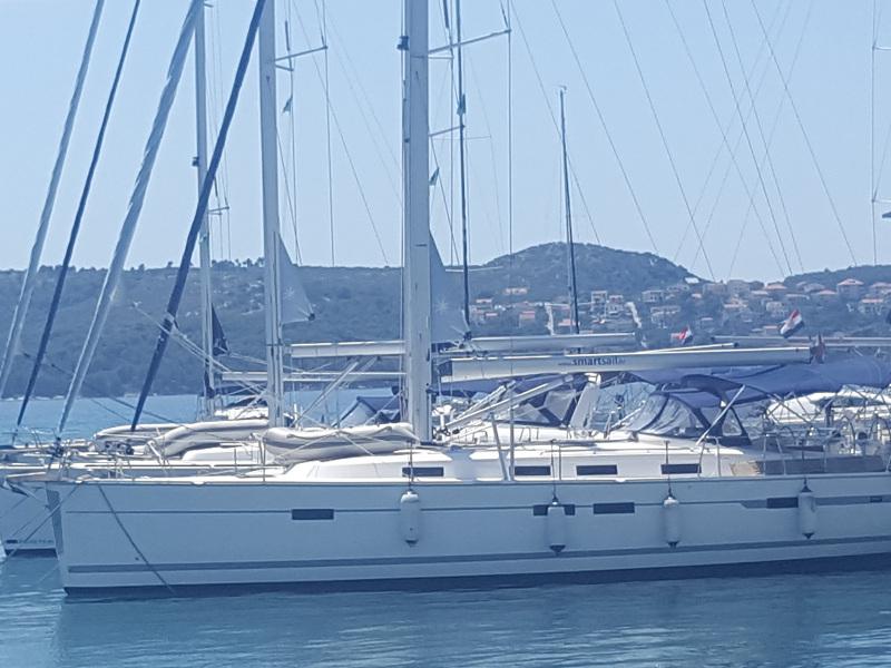 Book yachts online - sailboat - Bavaria 45 Cruiser - Kristina of Sweden - rent