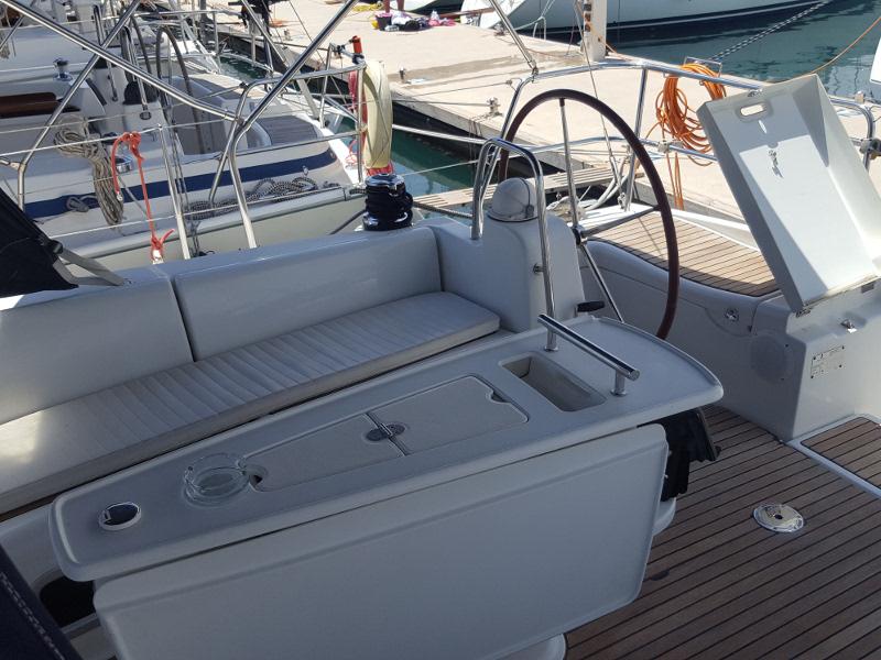 Book yachts online - sailboat - Oceanis 43 - Josefina - rent