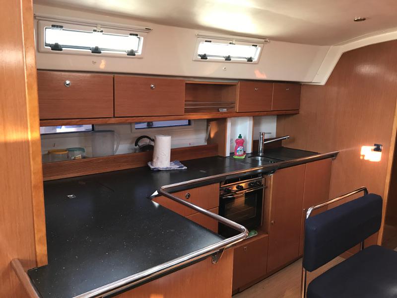 Book yachts online - sailboat - Bavaria 45 Cruiser - Libra I - rent