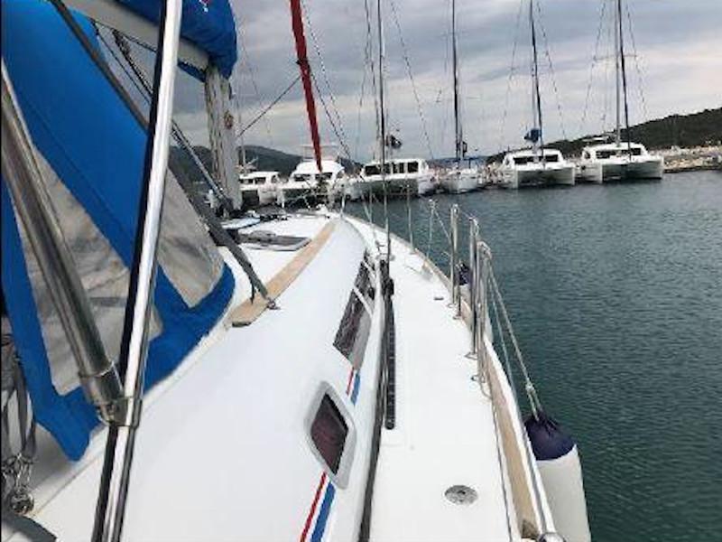 Book yachts online - sailboat - Jeanneau SO 44i - Emmerton - rent