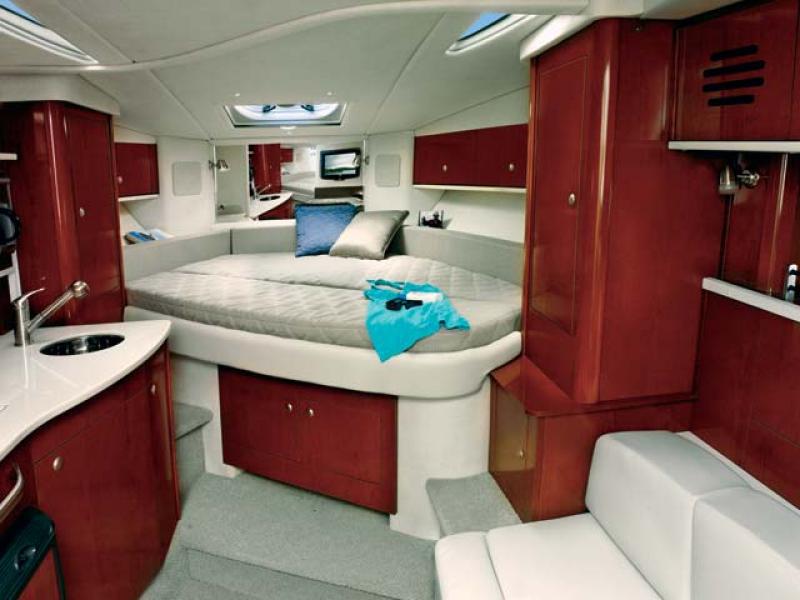 Book yachts online - motorboat - Sea Ray 335 Sundancer - 1065 VD - rent